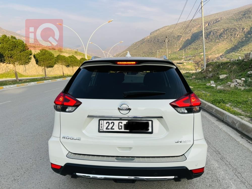 Nissan Rogue